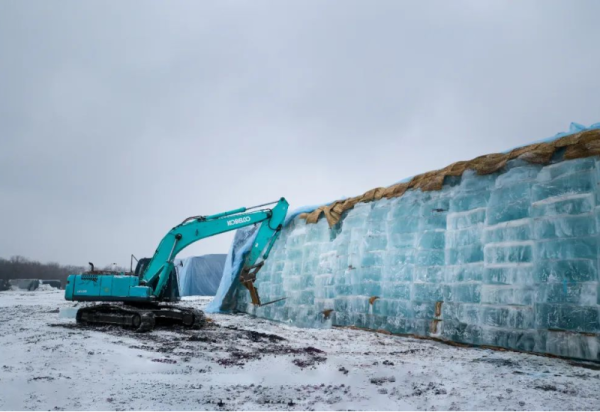存冰揭开“面纱”，第二十六届哈尔滨冰雪大世界冰建即将开工