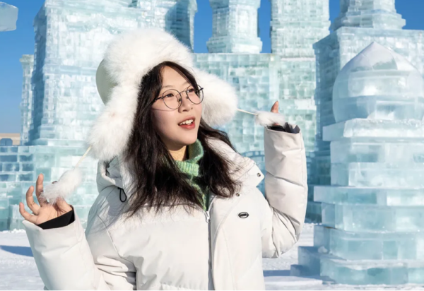 【拍照攻略】好看的你要这么拍！解锁哈尔滨冰雪大世界手机拍照小技巧