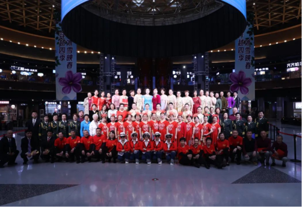 7天10场演出，哈尔滨冰雪大世界“唱响春天”公益演出精彩纷呈！