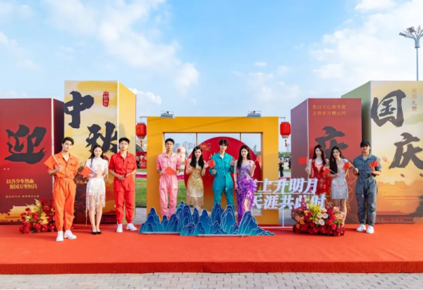 【游玩攻略】双节假期来哈尔滨冰雪大世界怎么玩?大型演出、烟花秀、无人机表演、主题景观……超多游玩项目给你多重快乐