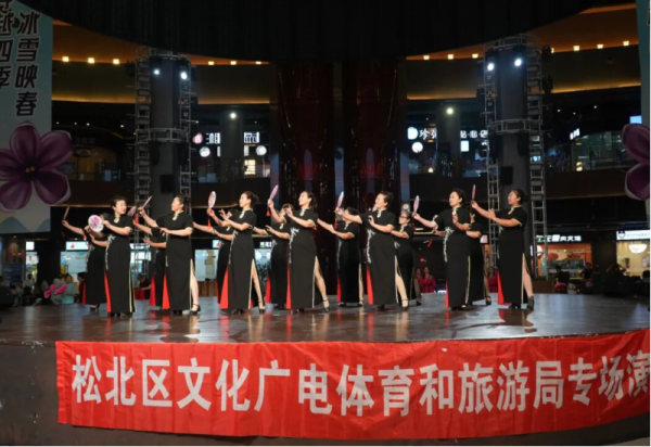 文艺盛宴燃动冬日时光 五场精彩公益演出收获满堂彩