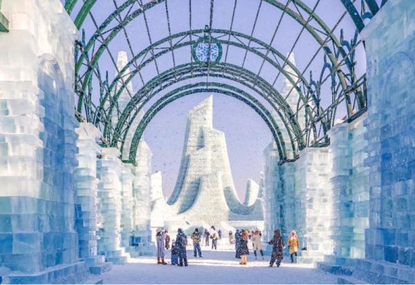 看雪花飘落中华巴洛克——哈尔滨冰雪大世界的这处景观群千万不要错过