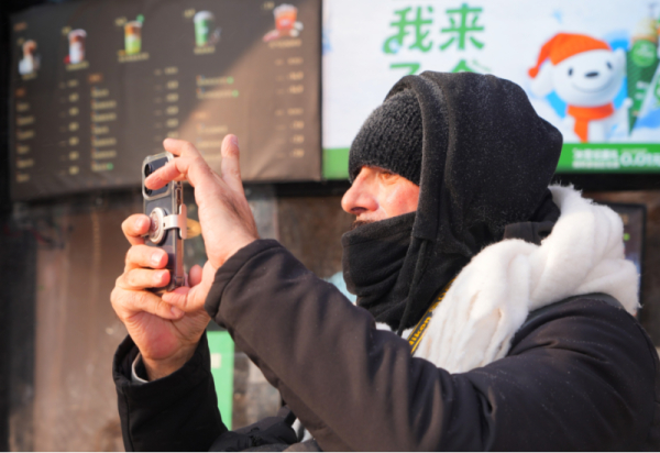 欧洲媒体记者及网红博主盛赞哈尔滨多元风情