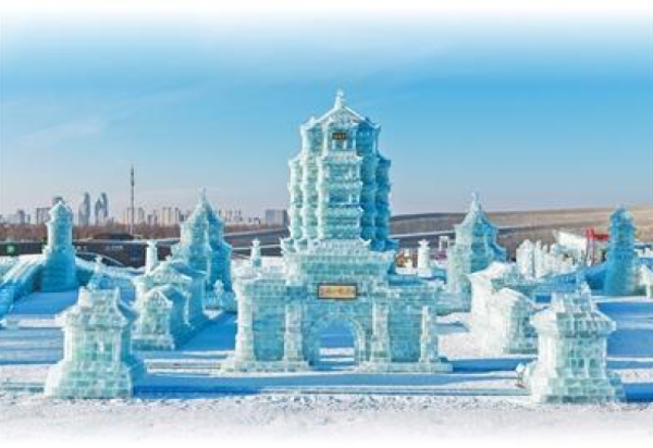 【媒体关注】哈尔滨冰雪大世界：冰雕里的琼楼玉宇，炫！
