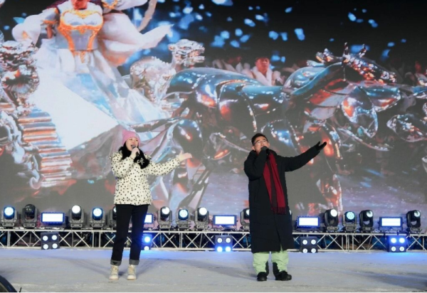 南北文化双向奔赴 福建音乐人蒋舟、陈姿亮相哈尔滨冰雪大世界