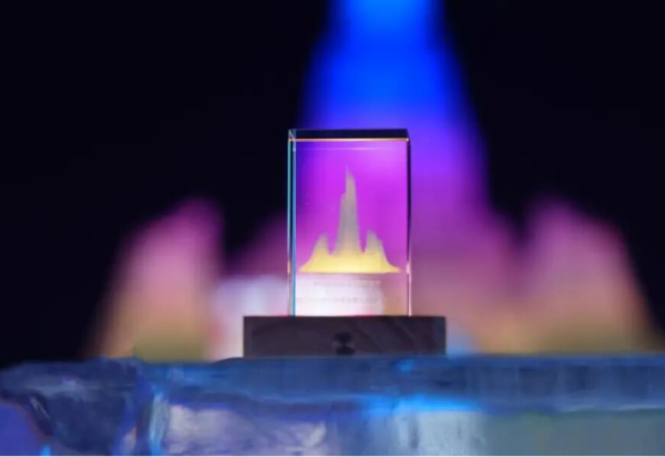 从“冰灯启梦”到掌心好物——哈尔滨冰雪大世界推出主塔系列文创