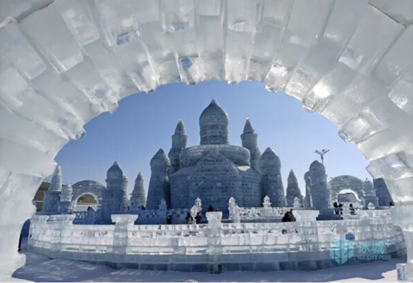 【媒体关注】何以长红——第二十七届哈尔滨冰雪大世界的冰雪答卷