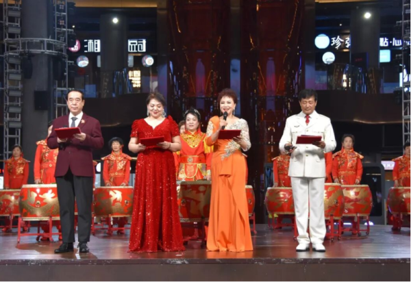 艺暖银龄 情颂冰城 省福慈养老服务中心专场演出温情绽放