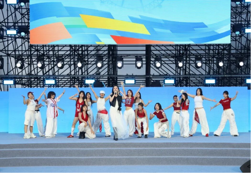 2026“万众艺彩·清凉有约”哈尔滨文旅主题活动火热上演