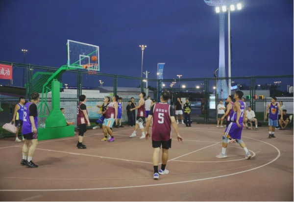 篮燃盛夏！“冰雪大世界杯”2026哈尔滨首届城市篮球超级杯赛圆满收官